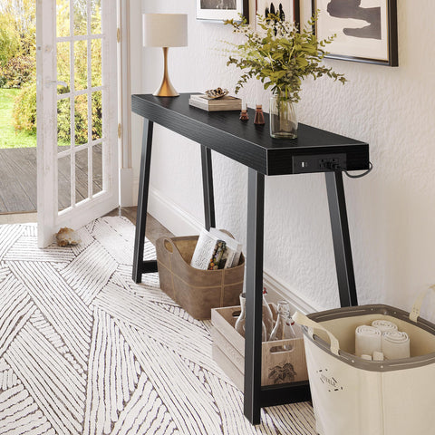 Huuger 47.2 inch desktop provides space for mirrors and décor