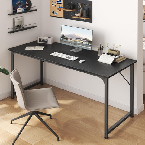 Huuger desk with large legroom for comfortable seating and movement.