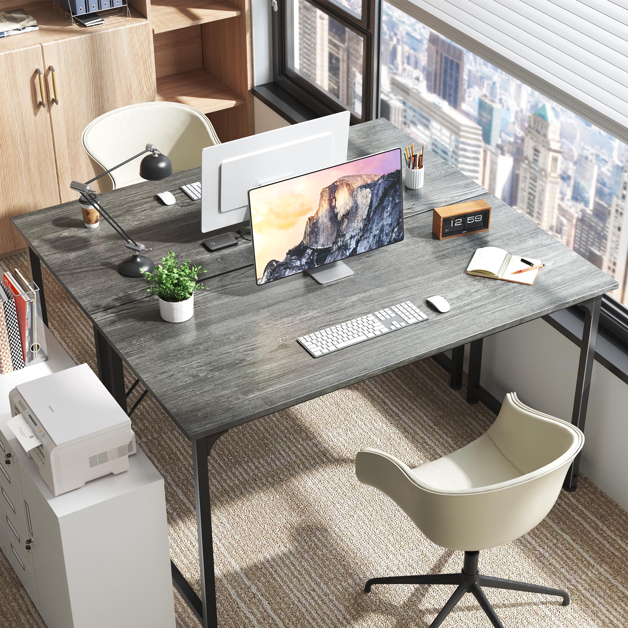 Huuger desk suited for office work, gaming, and dorm study setups.