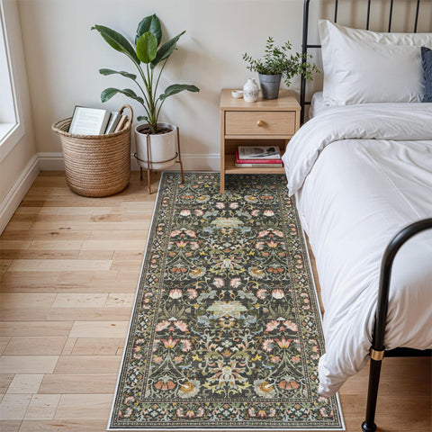 Anti-slip backing helps keep the HY HAO YUN LAI rug secure in high-traffic spaces.