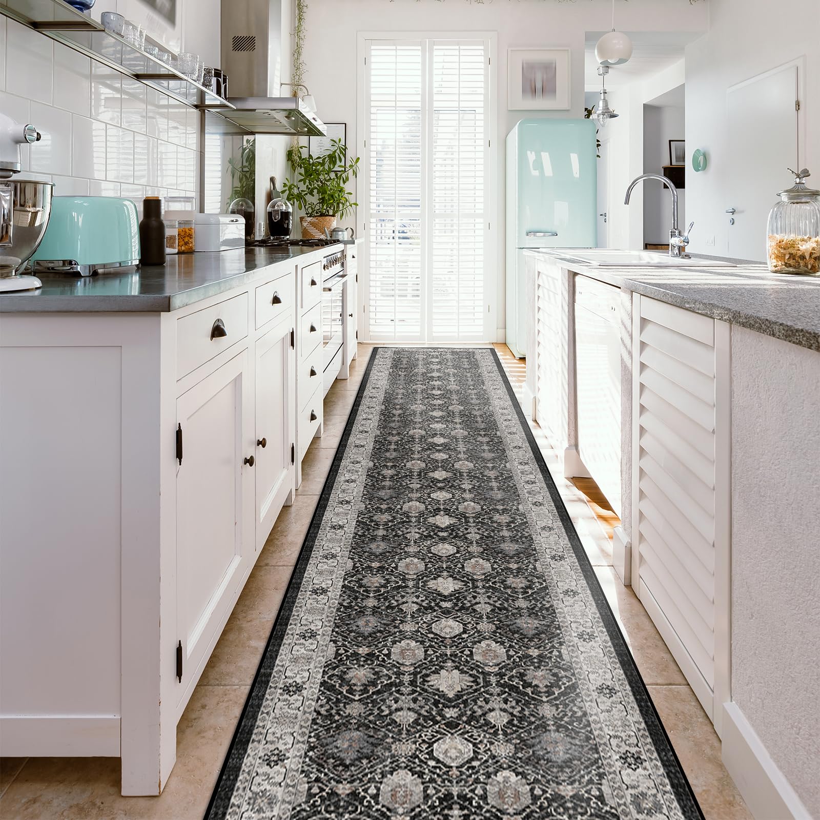 HY HAO YUN LAI soft-texture rug offers comfort underfoot in busy zones