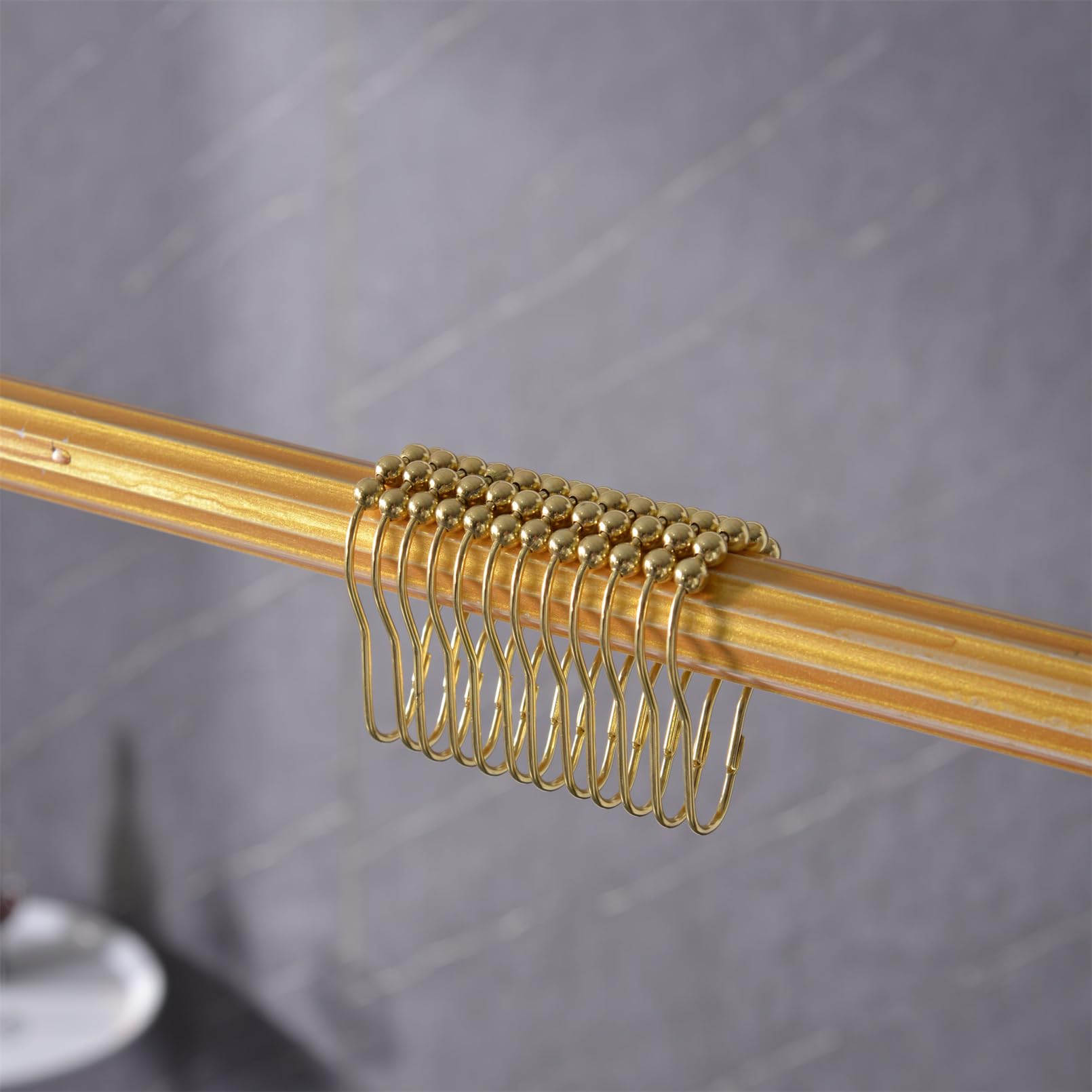 HYAWGE luxury bathroom look with standard 72x72 inch size