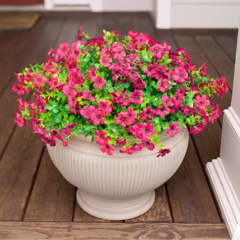 HyeFlora realistic daisies and leaves support versatile decorating ideas.