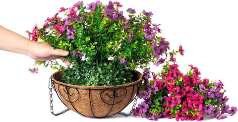 HyeFlora full arrangement measures about 15.7 by 15.7 inches.
