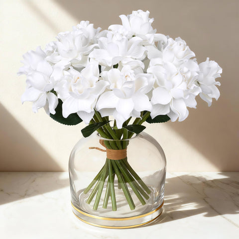 HyeFlora Gardenia bouquet with silky texture ideal for weddings