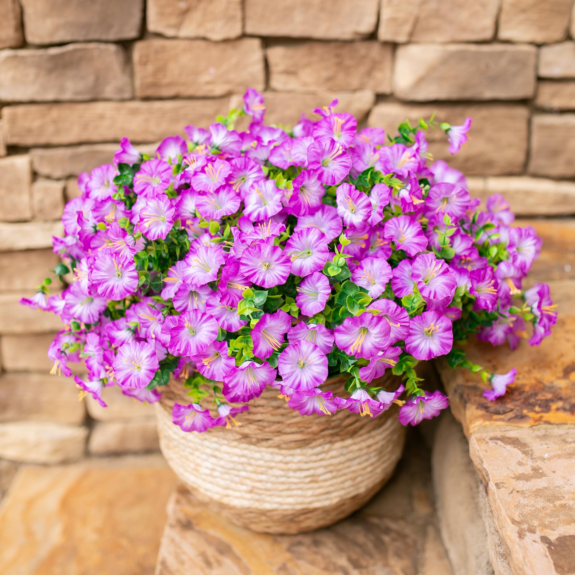 HyeFlora realistic artificial plant ideal for porch or balcony.