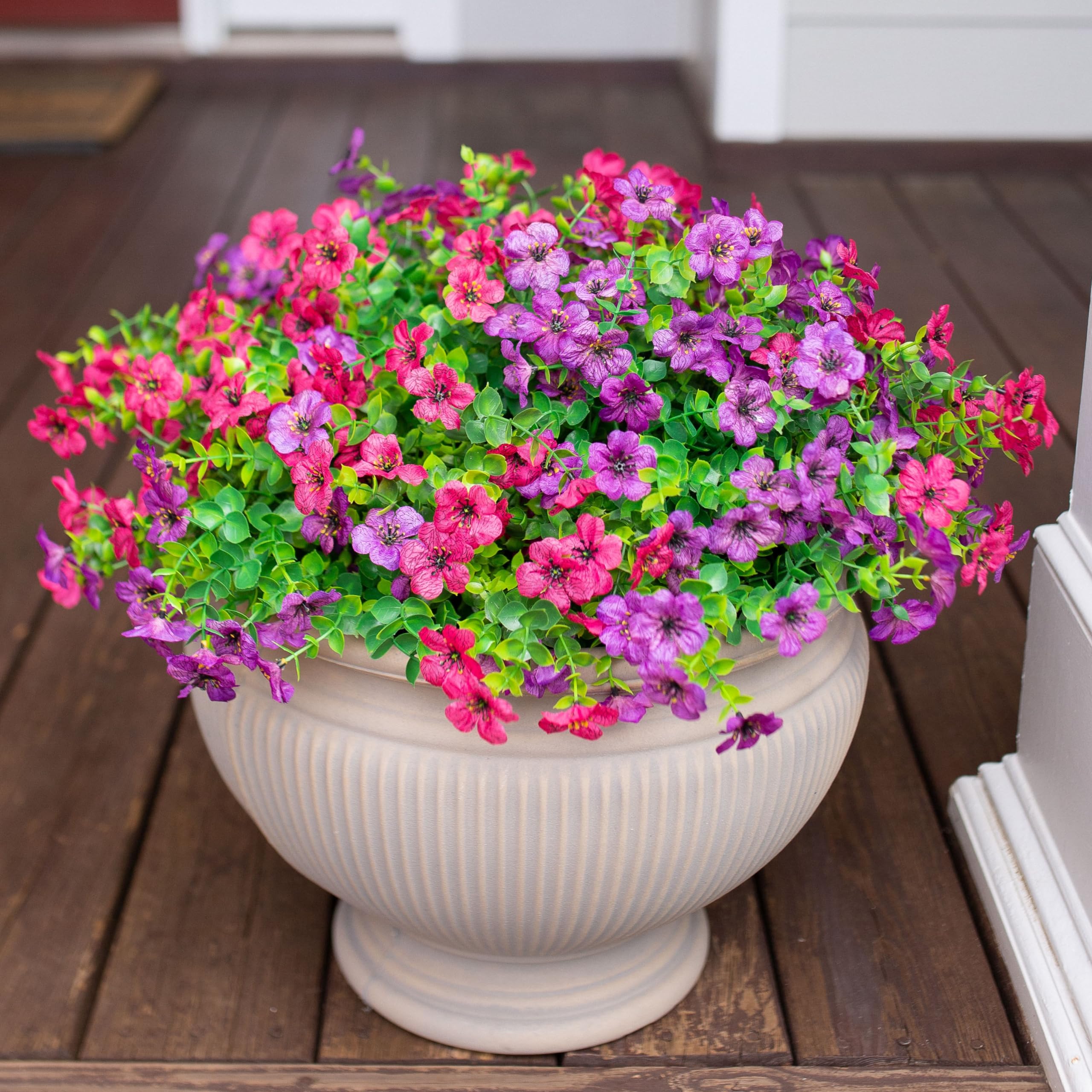 HyeFlora window box inspired daisy display brightens interiors