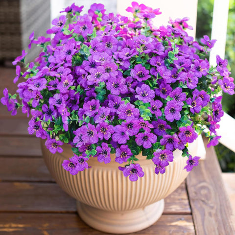 HyeFlora daisy-with-eucalyptus bundle for porch or balcony styling