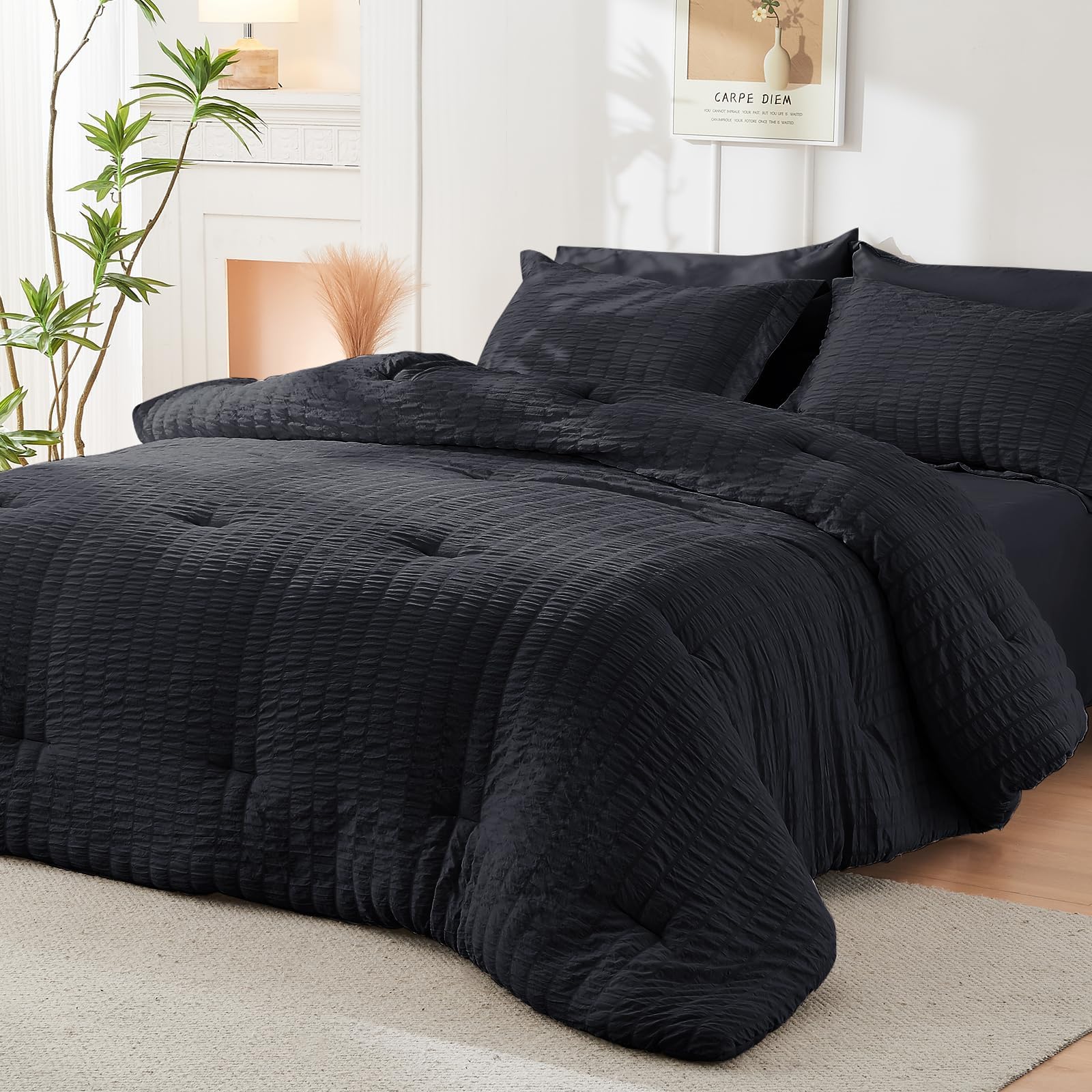 HYMOKEGE Black bedroom-ready kit displays a cohesive, timeless bedroom aesthetic