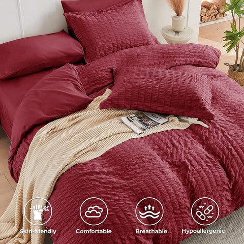 HYMOKEGE Burgundy Queen Comforter stitching closeup demonstrates durable quilting