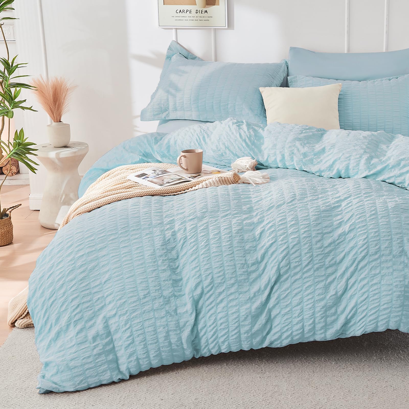 HYMOKEGE Lake Blue flat sheet offers soft microfiber warmth for all-season sleep