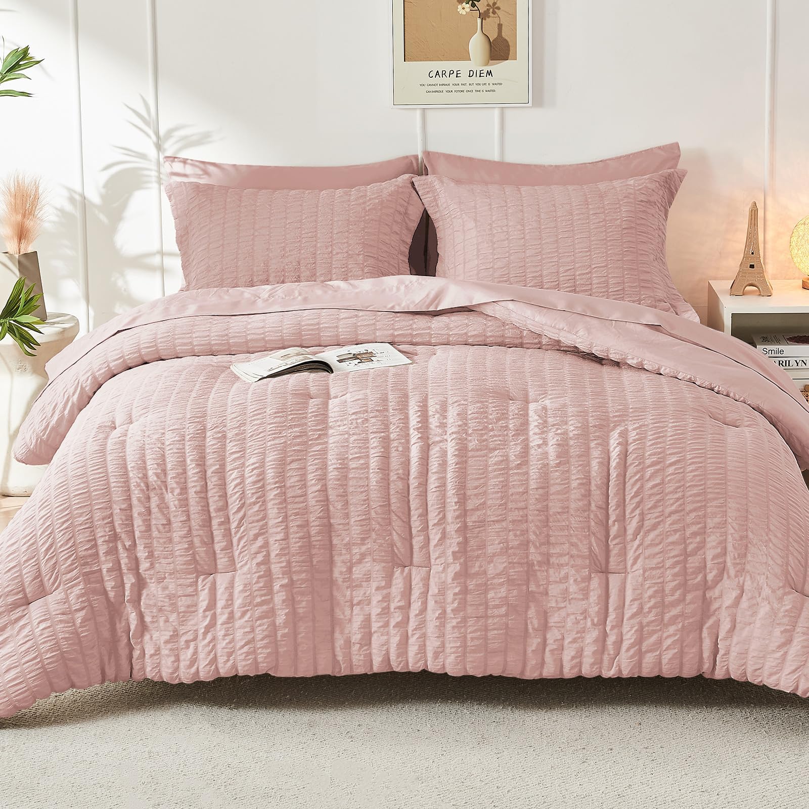 HYMOKEGE Rose Gold Queen comforter loft after wash