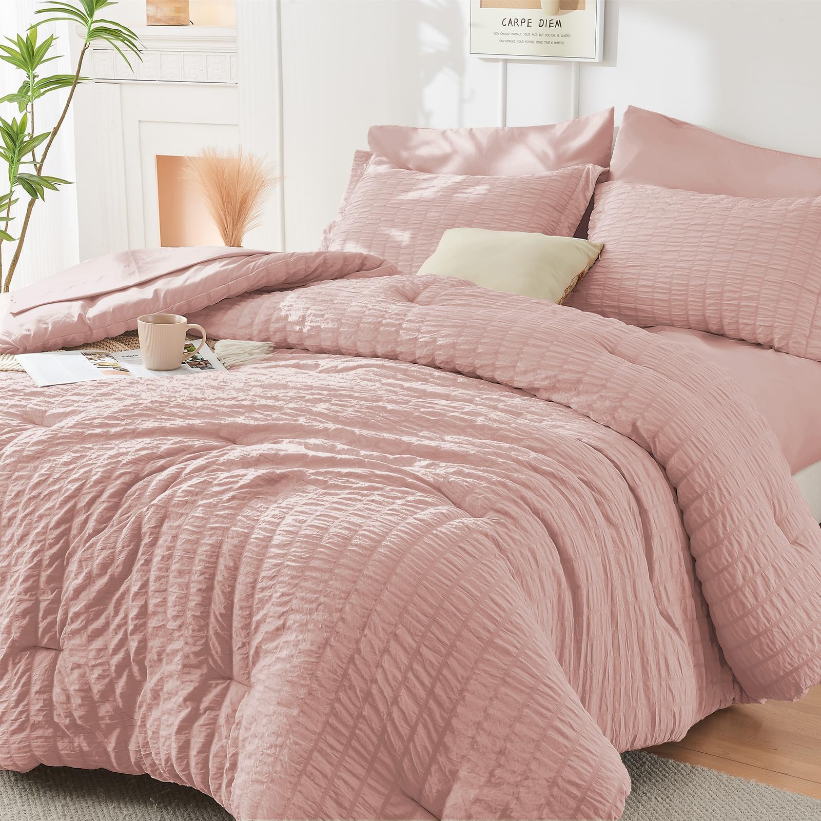 HYMOKEGE Rose Gold Queen comforter with seersucker texture for elegant bedding