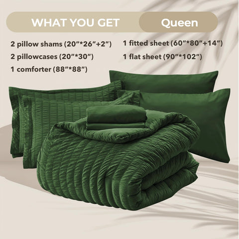 HYMOKEGE bedding set includes two pillowcases and two shams for coordinated styling.