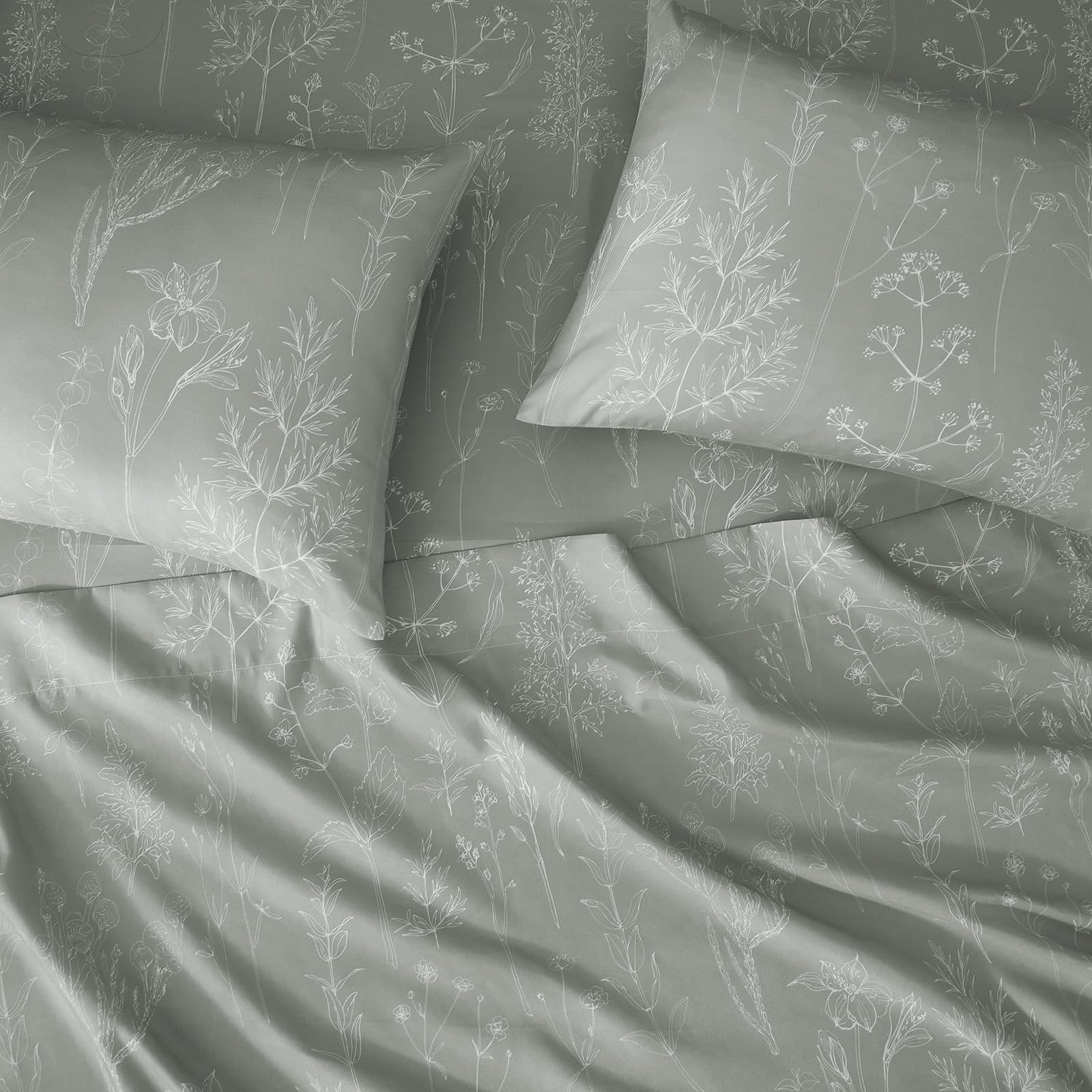 HYPREST easy-care durable fabric resists wrinkles and fading.