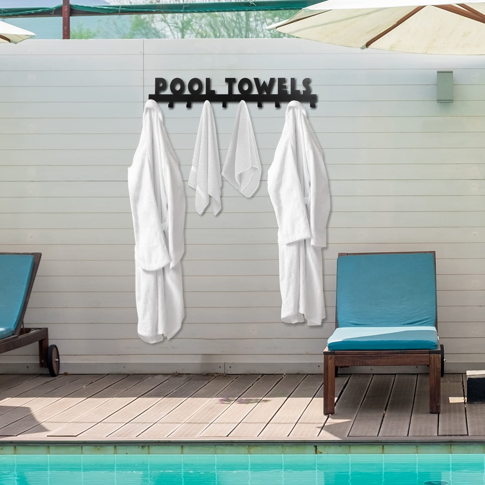 IBosins ten-hook design stores towels, robes, and accessories.