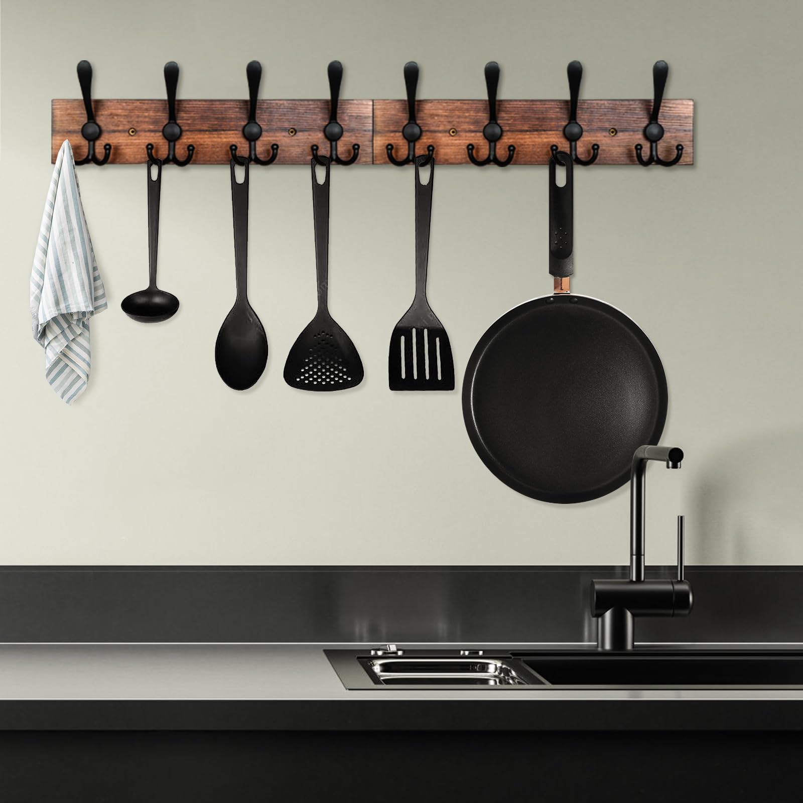 IBosins coat rack with coats and bags illustrating everyday organization.