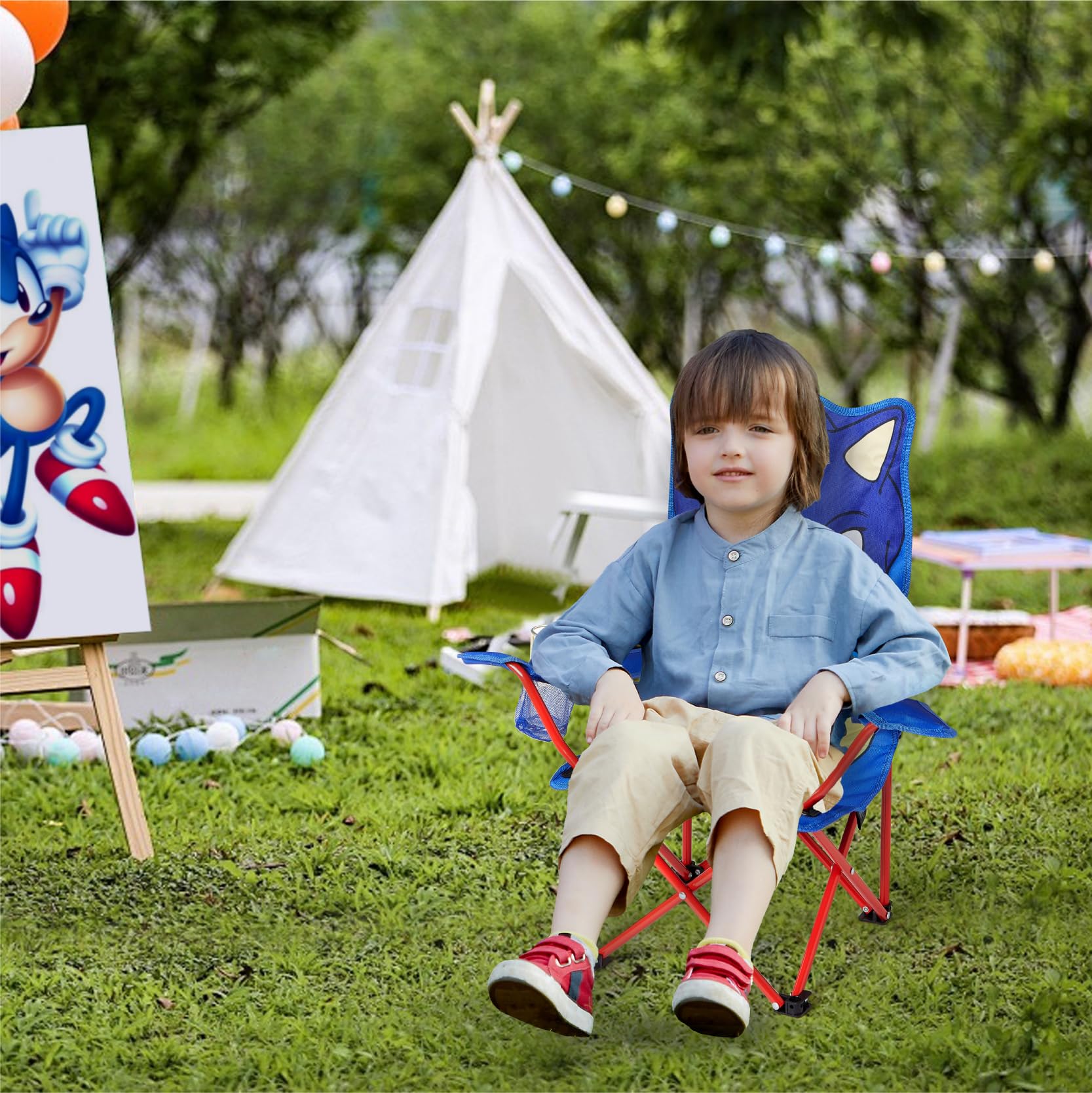 Idea Nuova Sonic figural camp chair in folding design for quick setup and storage.