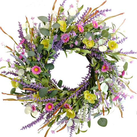 Idyllic daisy front door wreath with bright blooms for curb appeal and seasonal charm.