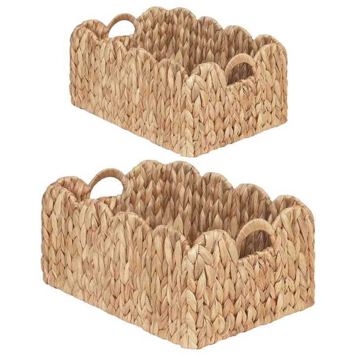 IEGROW scalloped wicker basket in 14-6l size for stylish storage