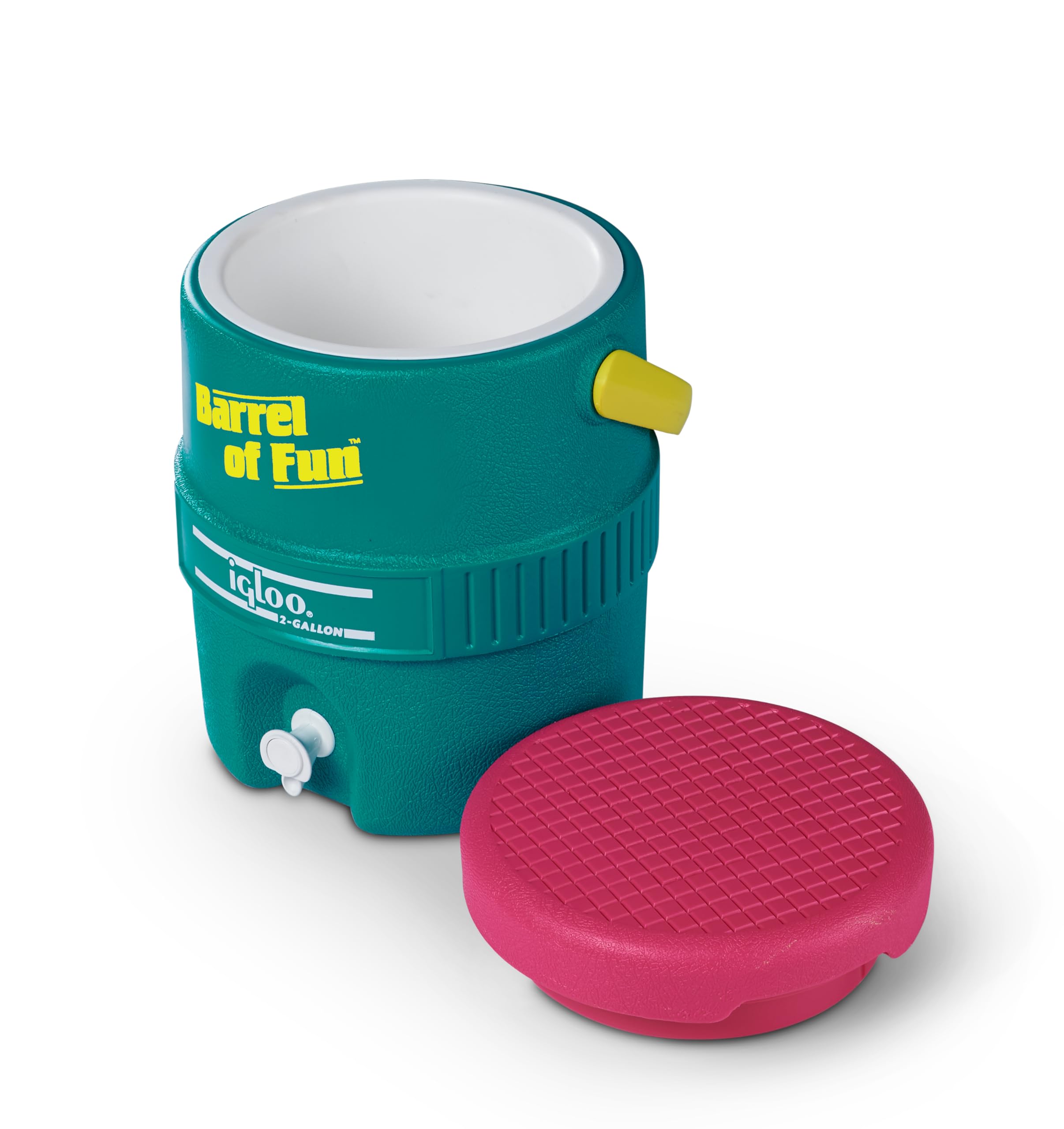 Igloo Jade retro jug with drip-resistant spigot for clean pouring