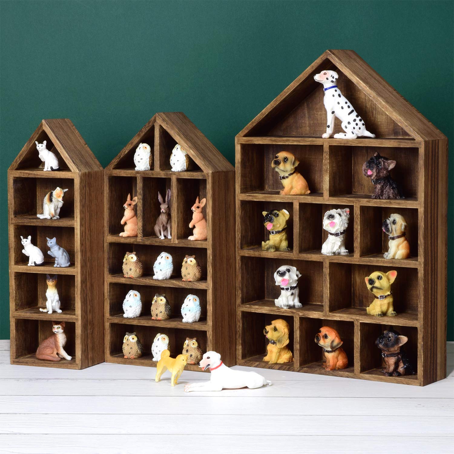 Ikee Design mini figures display shelf helps organize collections with style