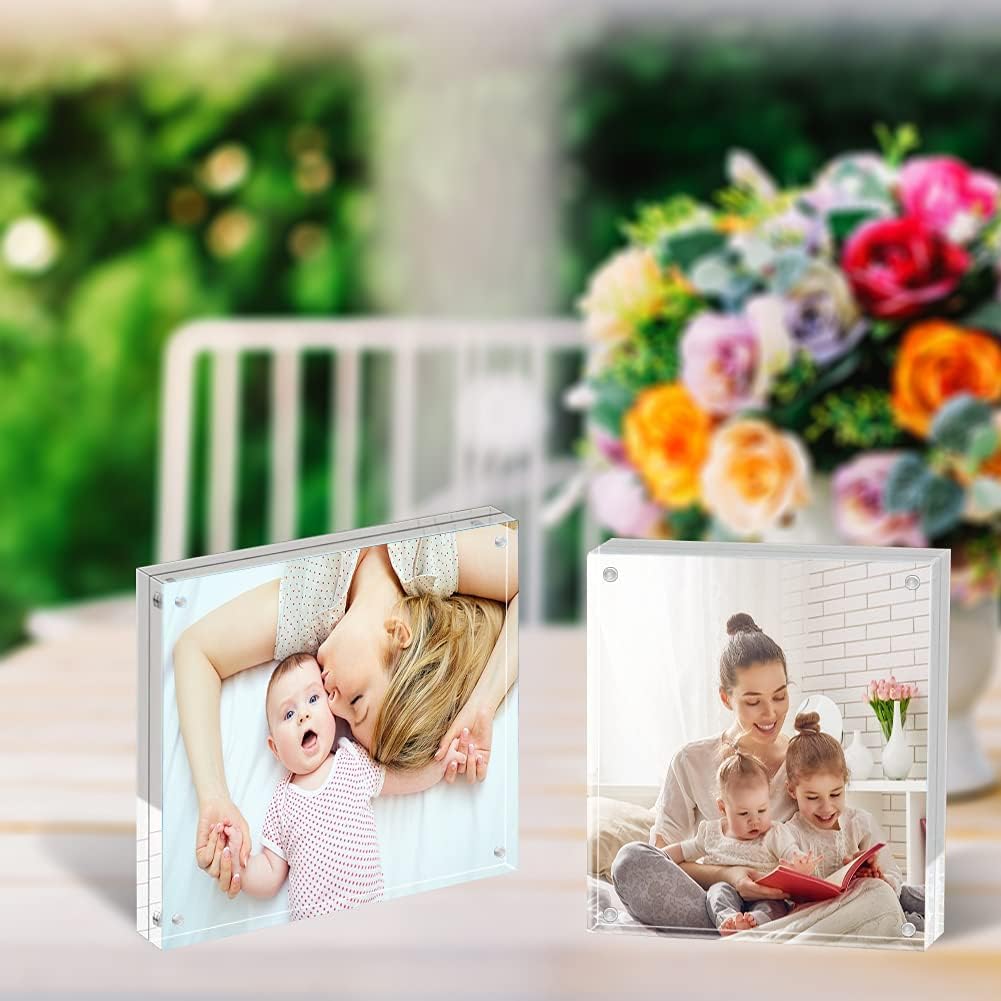 ILYXY double-sided magnetic frame enables quick, clean photo swaps.