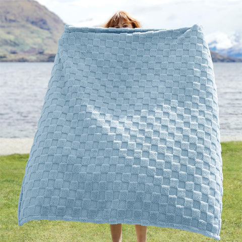 Bedsure GentleSoft Light Blue Throw Blanket – Checkered Fleece, 50x60 in