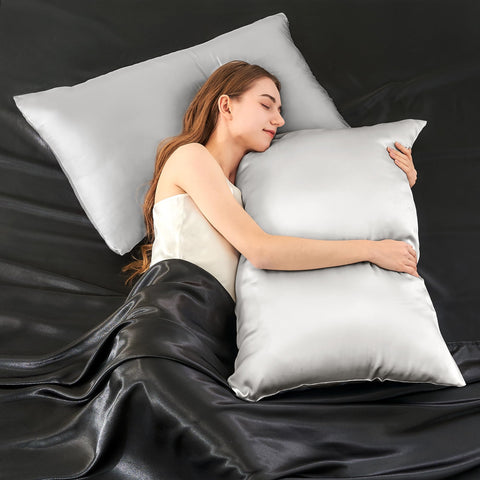 INFIIXSO friction-reducing silk pillowcase supports smooth hair