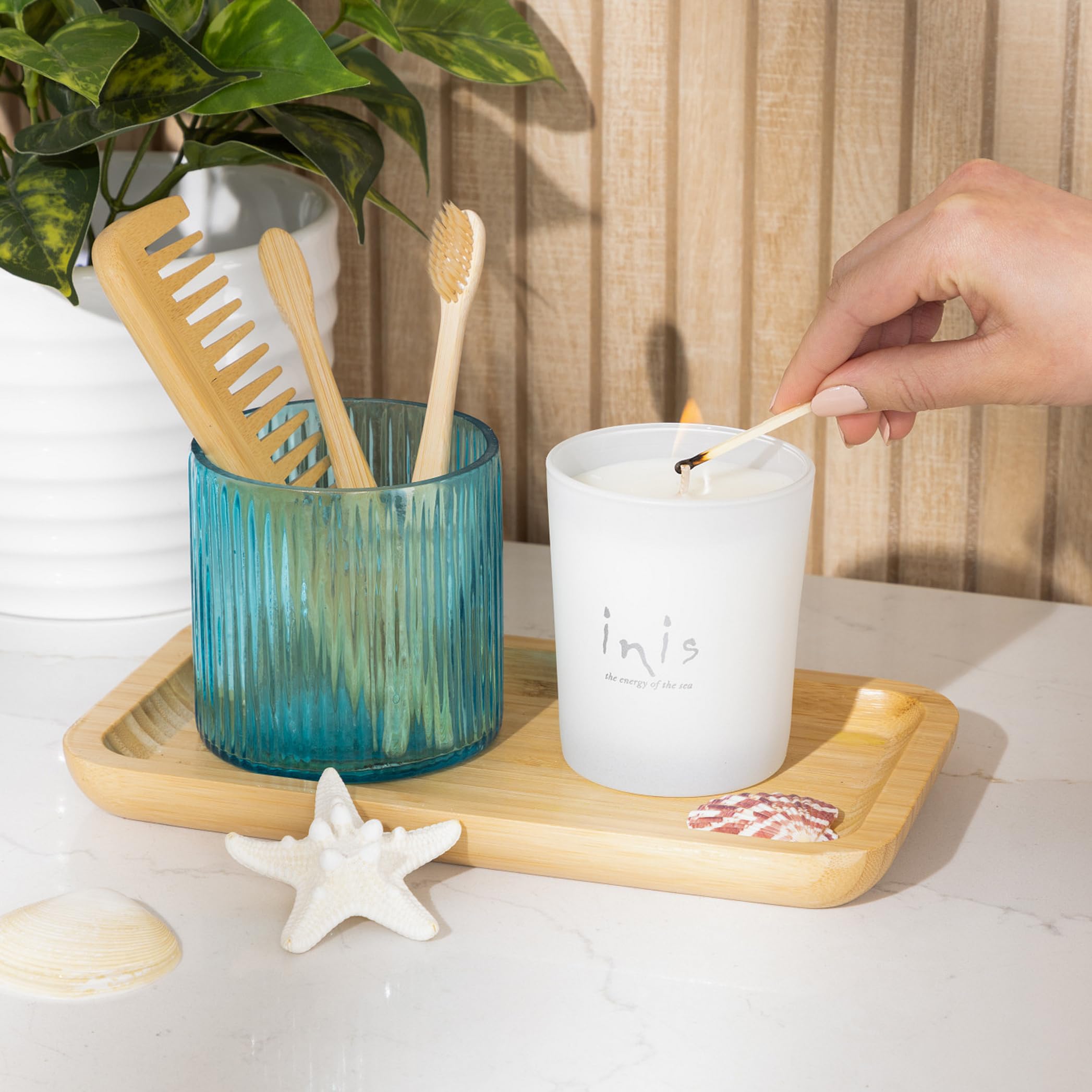Inis Energy of the Sea wax texture closeup shows natural soy blend for clean burning.