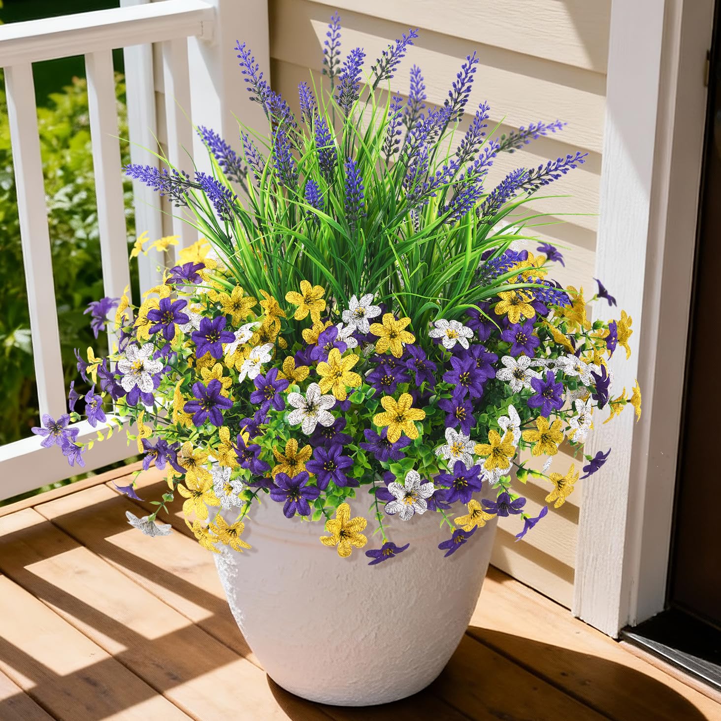 INQCMY daisy bundle for outdoor planters adds lasting color.