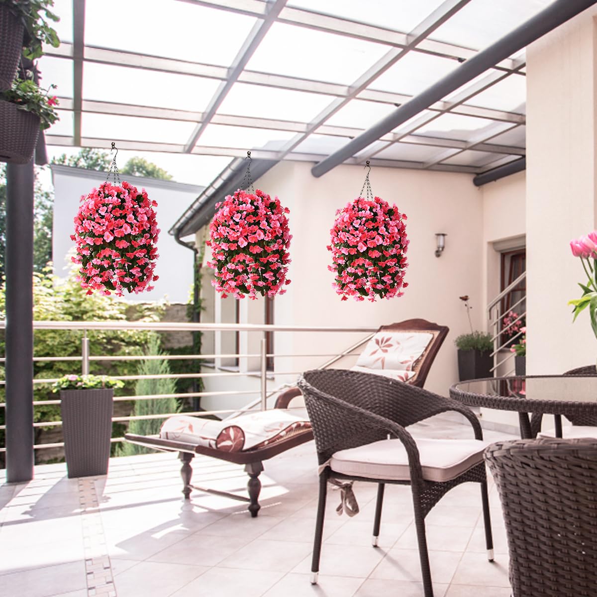 INQCMY hanging basket assembly step showing easy five-minute setup