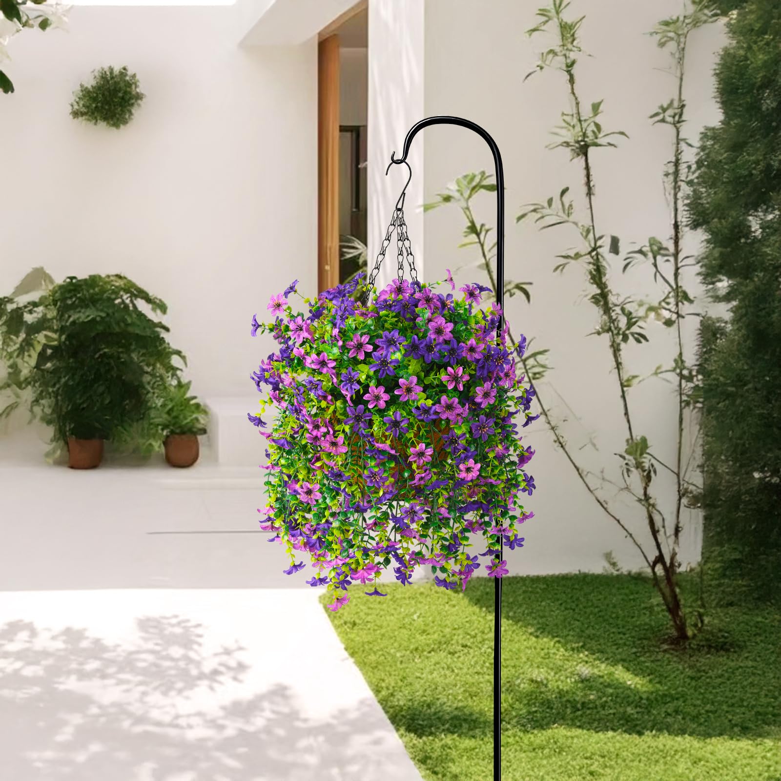 INQCMY coir basket with metal chains ready to hang on porch or balcony