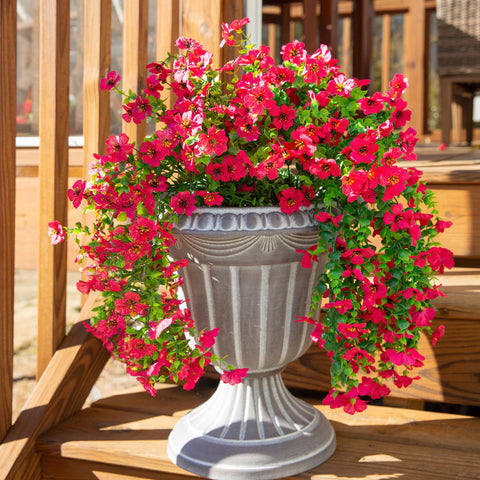 INSPRING daisy planter-urn decor enhances entryways and balconies.