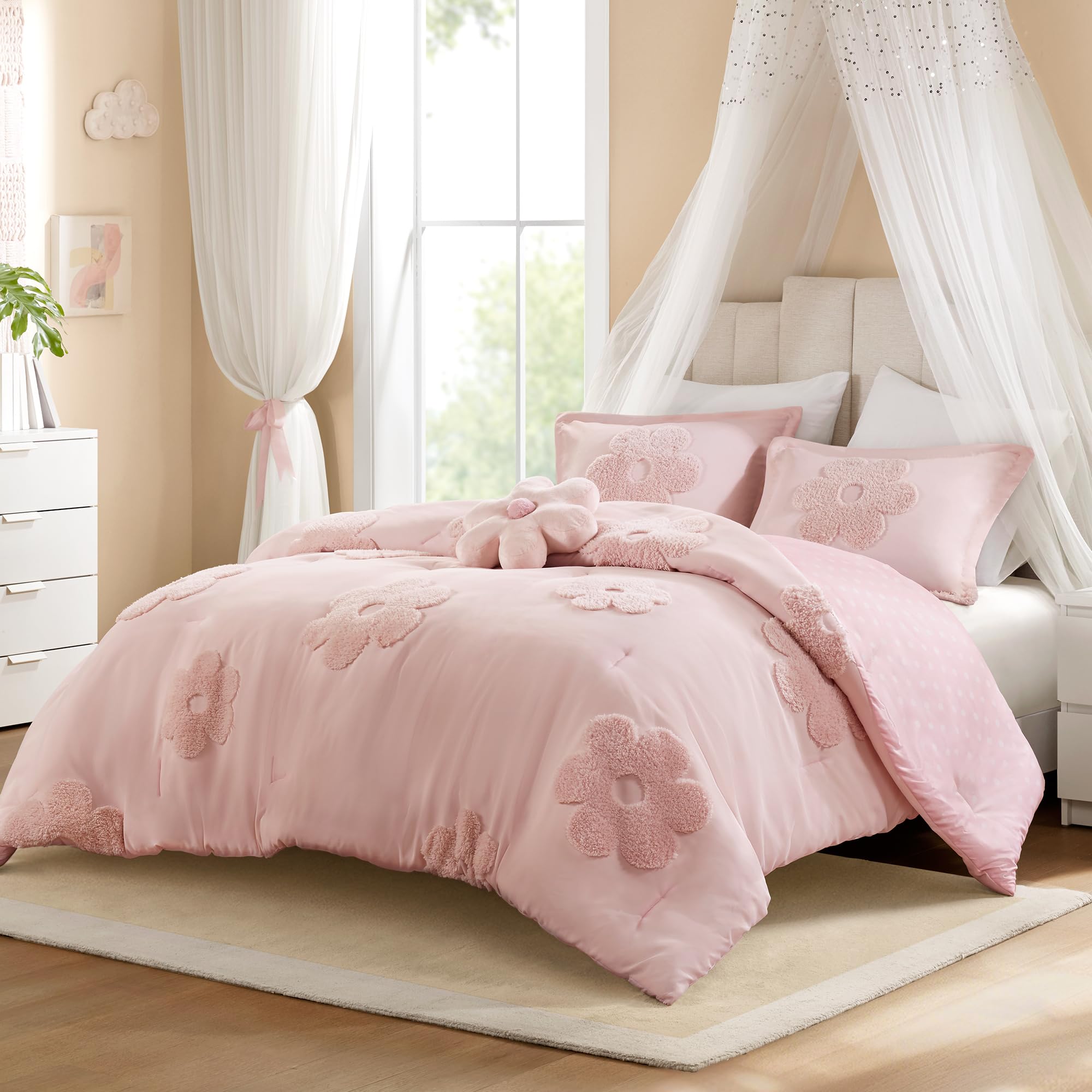 Intelligent Design Gracie tufted floral chenille comforter adds cozy, kid-friendly style.