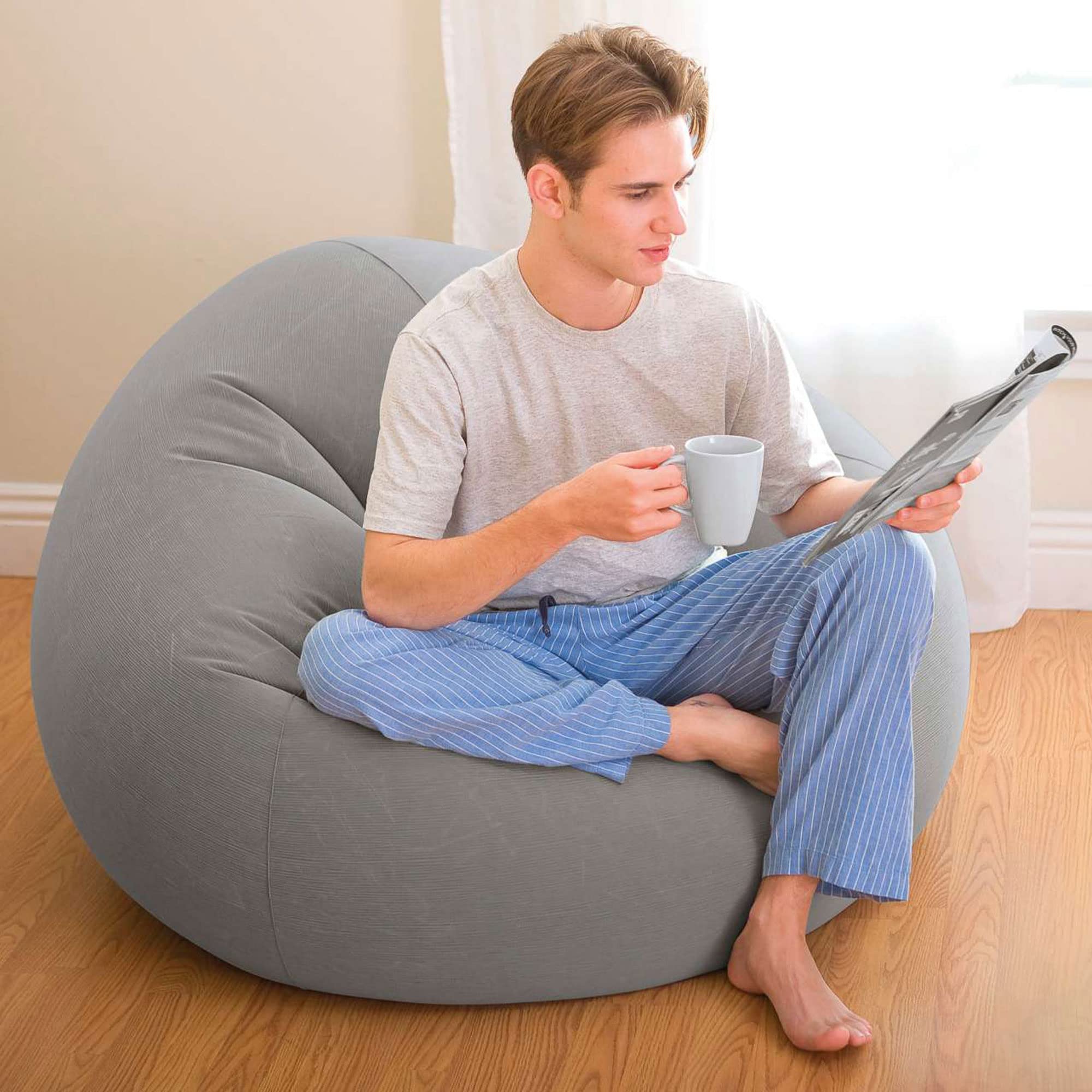 Intex 220 lb weight capacity enables versatile lounging options