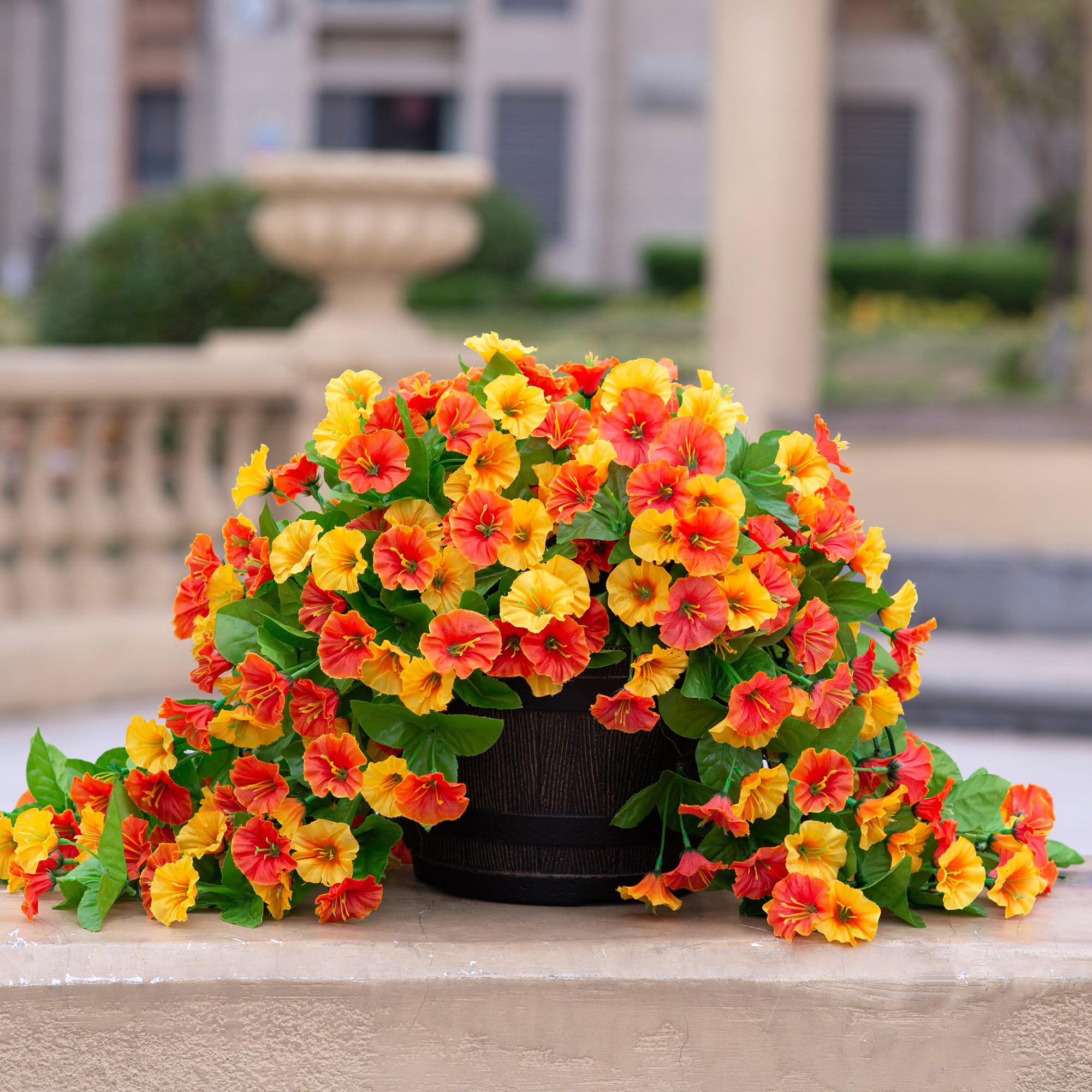 INXUGAO versatile faux greenery for indoor or outdoor decor.