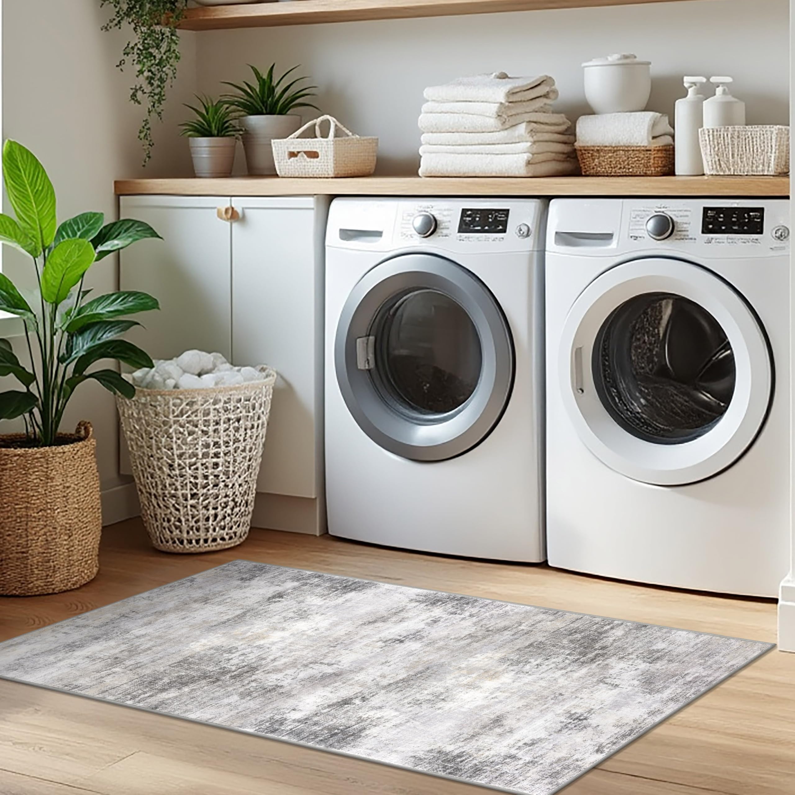 IOHOUZE easy-care design stays vibrant with minimal effort.
