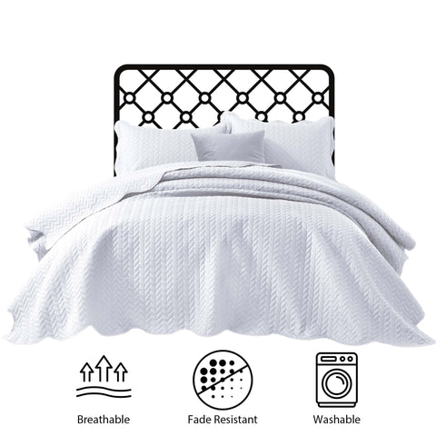 IR Imperial Rooms king-size bedspread 106x96 ready for a bed setup