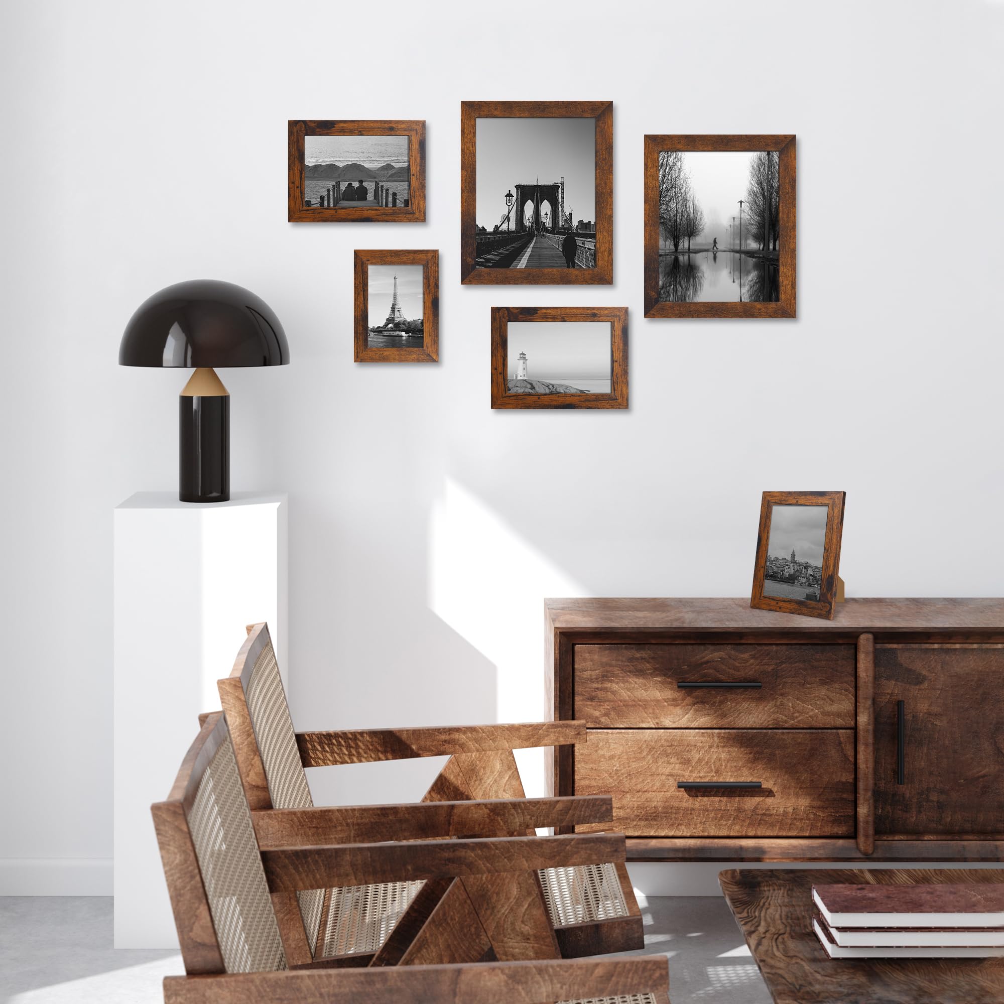 iRahmen back with easy fasteners for quick photo loading