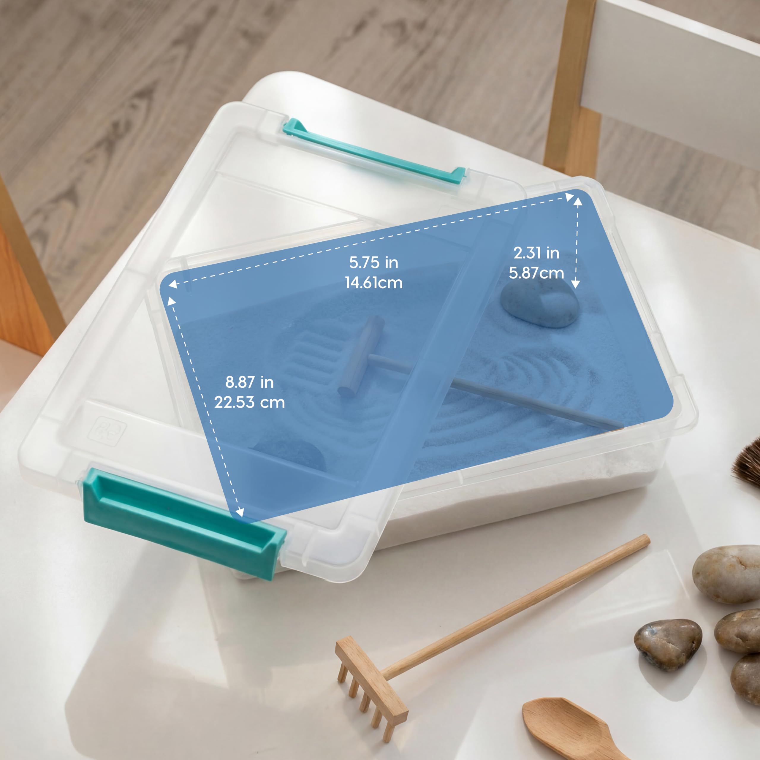 Close-up of IRIS USA buckle-lid clip box, lid securely fastened.