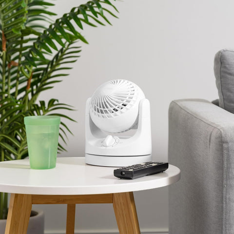 WOOZOO blades constructing strong airflow in a compact desk form
