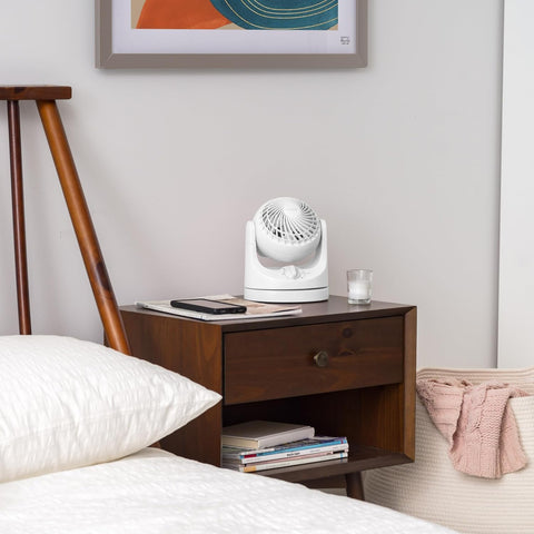 Three-speed settings for study, relaxation, or work sessions