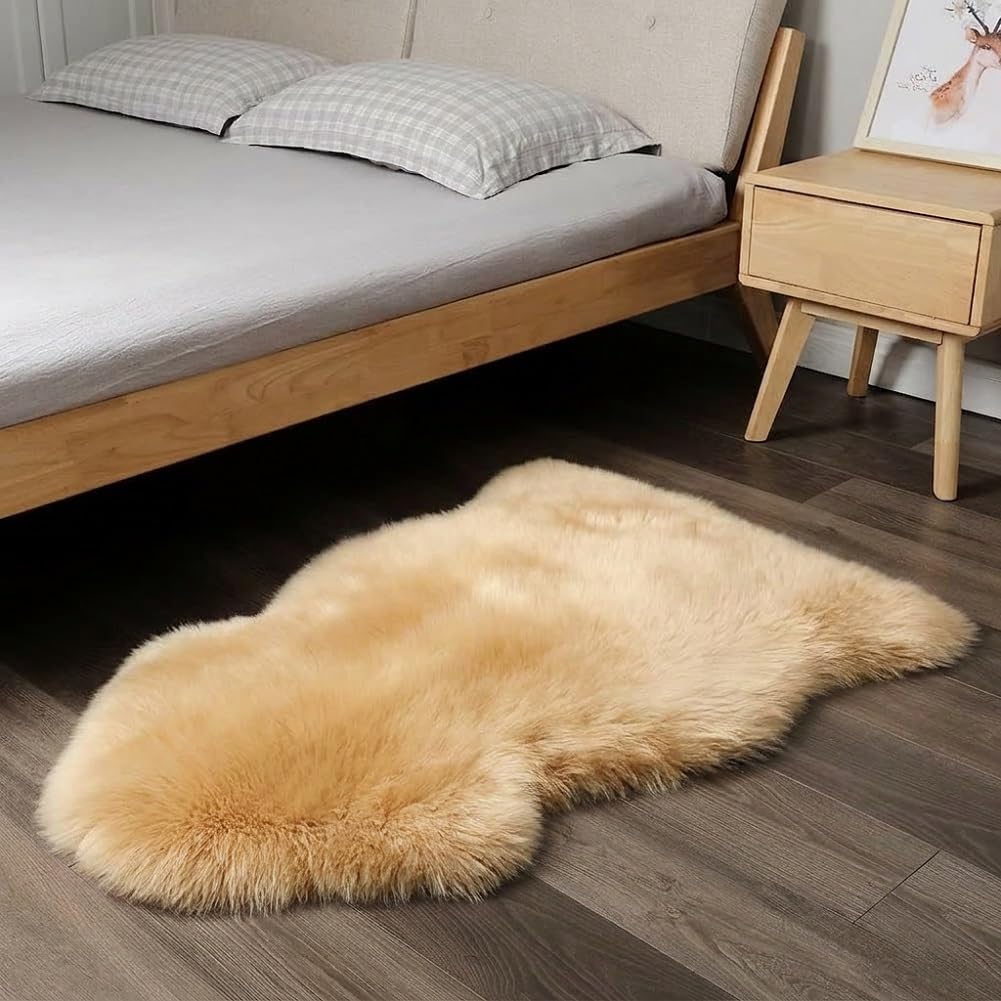 IRIWOOL fluffy surface on a sofa invites comfortable seating and stylish décor.
