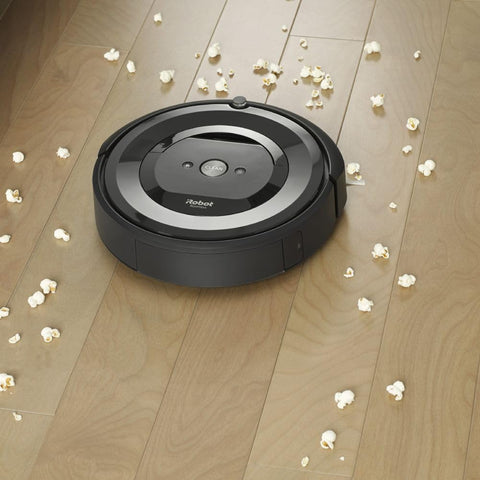 iRobot Roomba e/i-series compatibility label indicating model reach