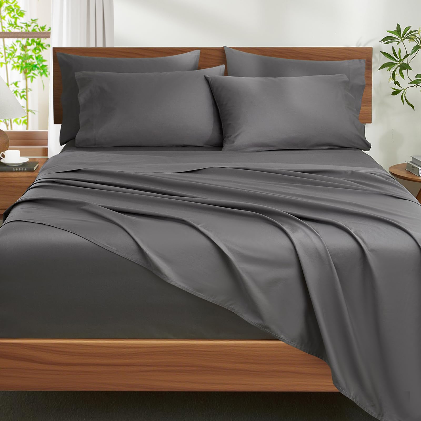 Ivellow Egyptian cotton queen flat sheet offers premium softness and breathability.