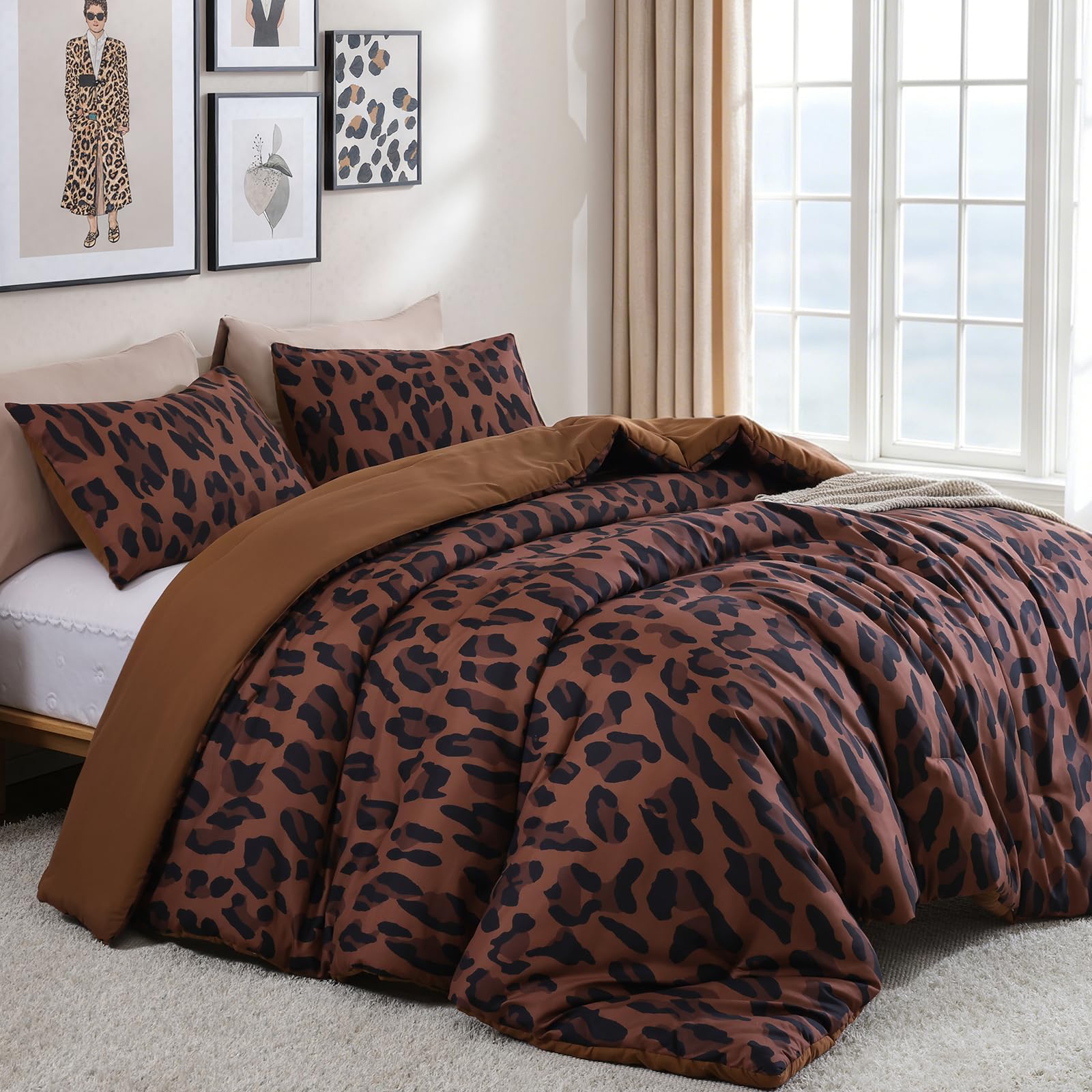 JANZAA queen set with two pillow shams ensures complete look and comfort.