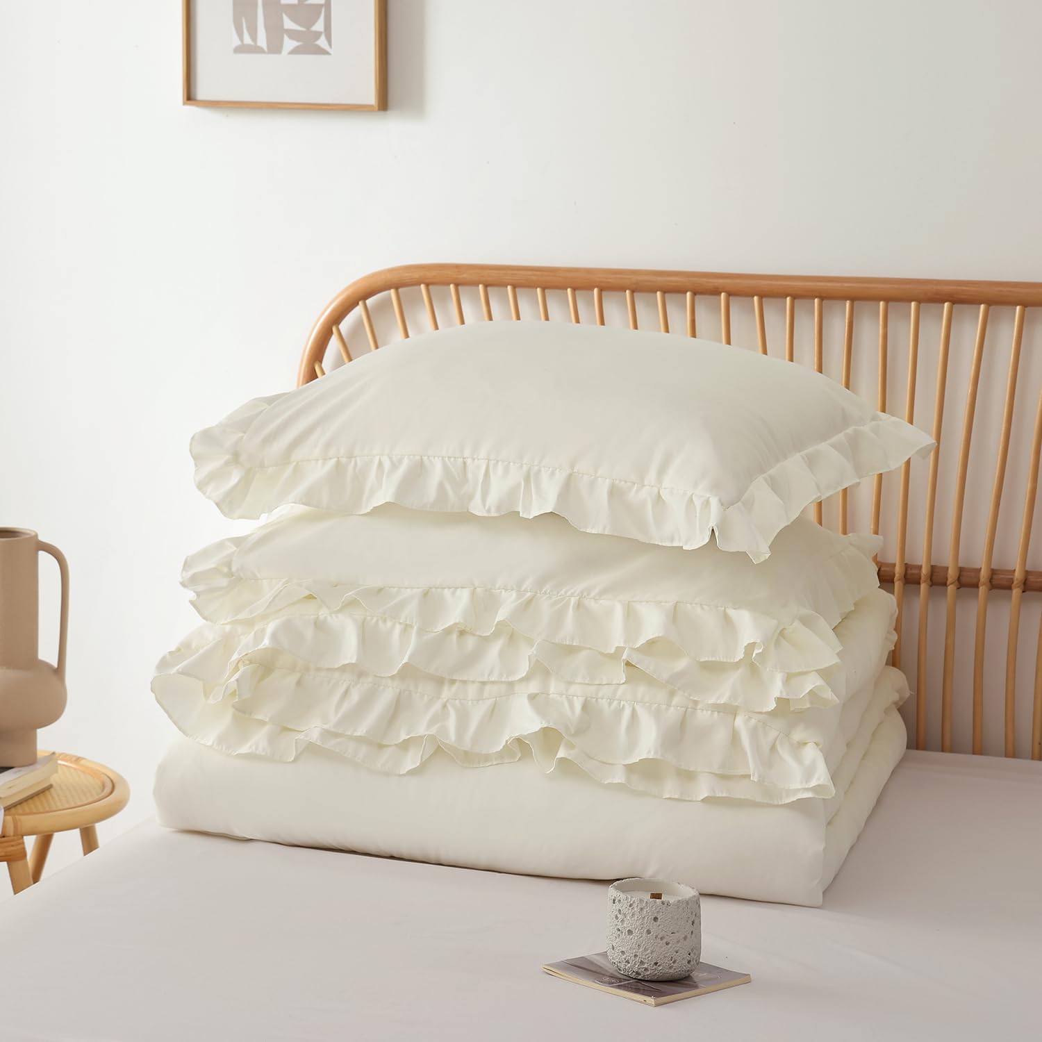 JANZAA Queen set designed for easy care and long-lasting softness.
