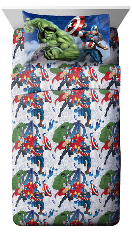 Jay Franco Avengers blue circle fitted sheet ensures snug, easy fit.
