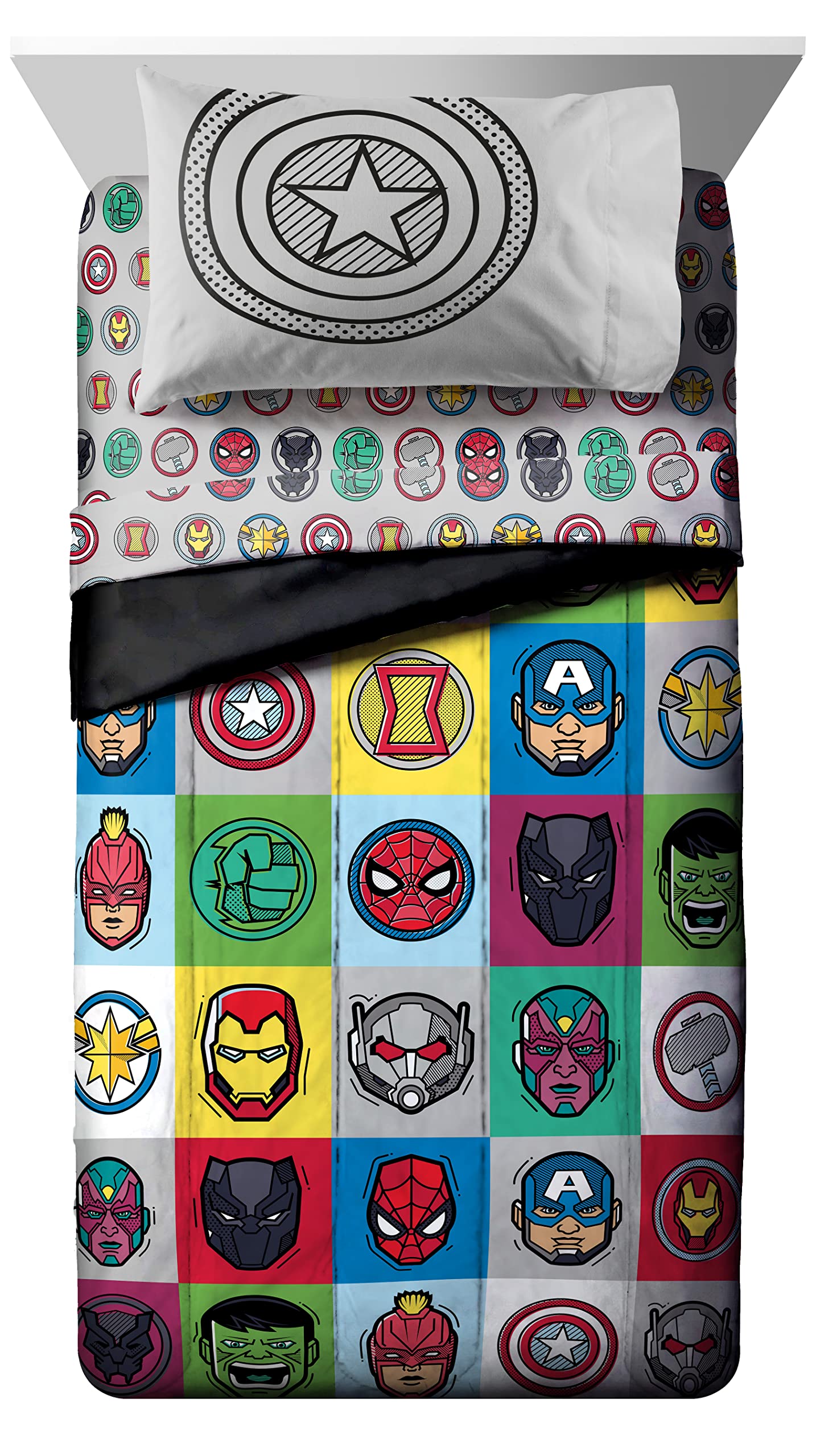 Jay Franco Avengers Pop fitted sheet in soft microfiber for all-season comfort